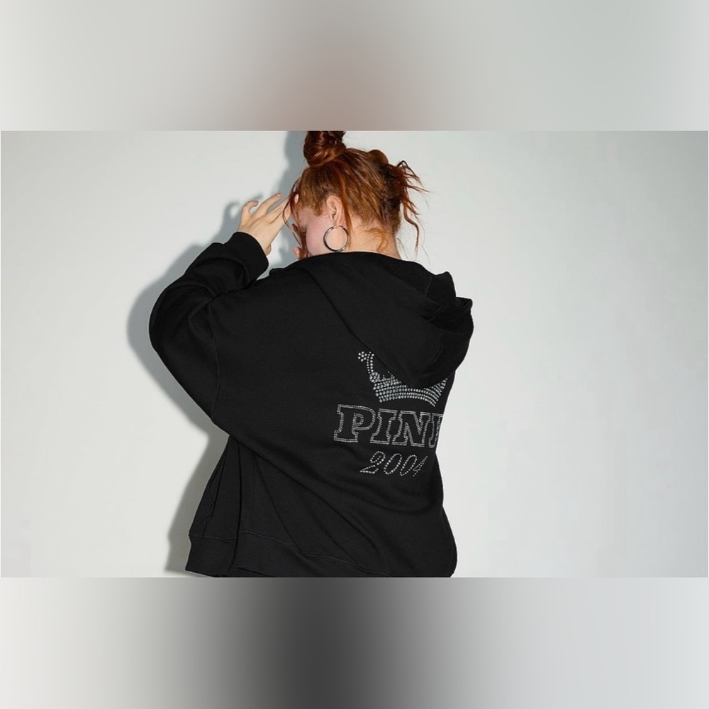 VS PINK FULL ZIP HOODIE IN PURE BLACK BLING IN LIMITED EDITION-SIZE MEDIUM